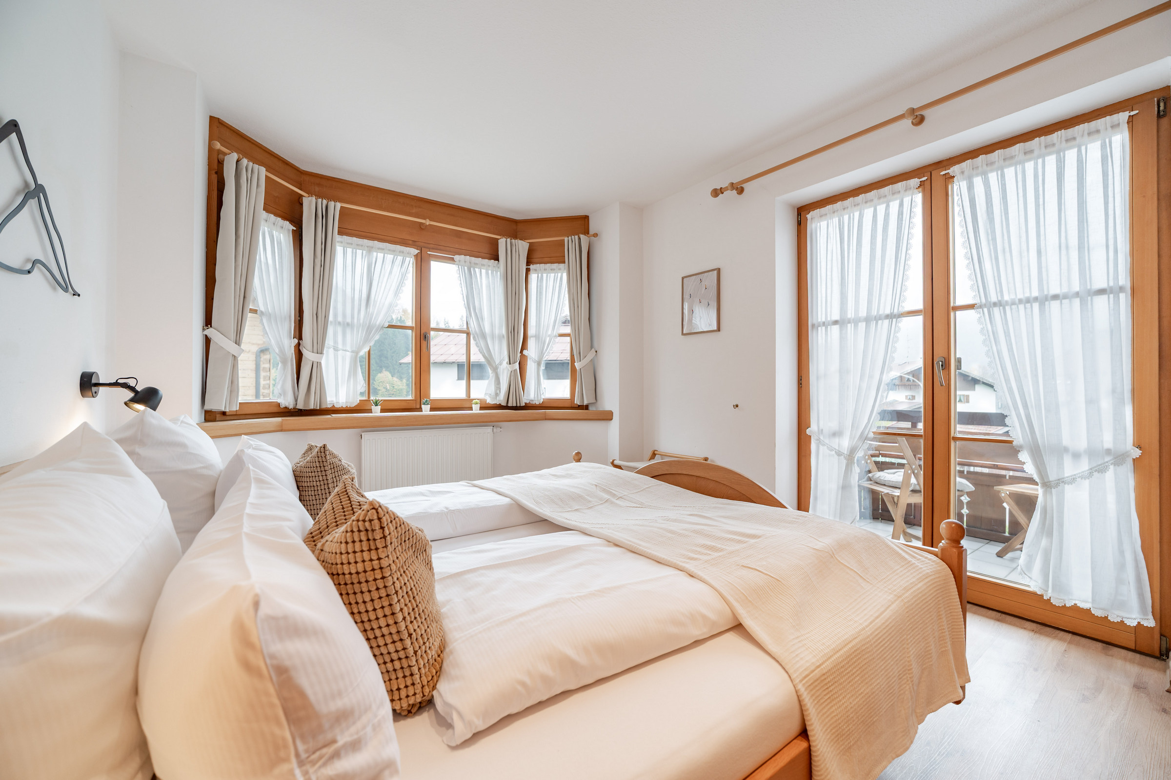 Landhaus_Christine_Oberstdorf_Allgaeu_Fotografie_Leo_Schindzielorz_20251017-A7C0-20251027214928-eem9mn.jpg