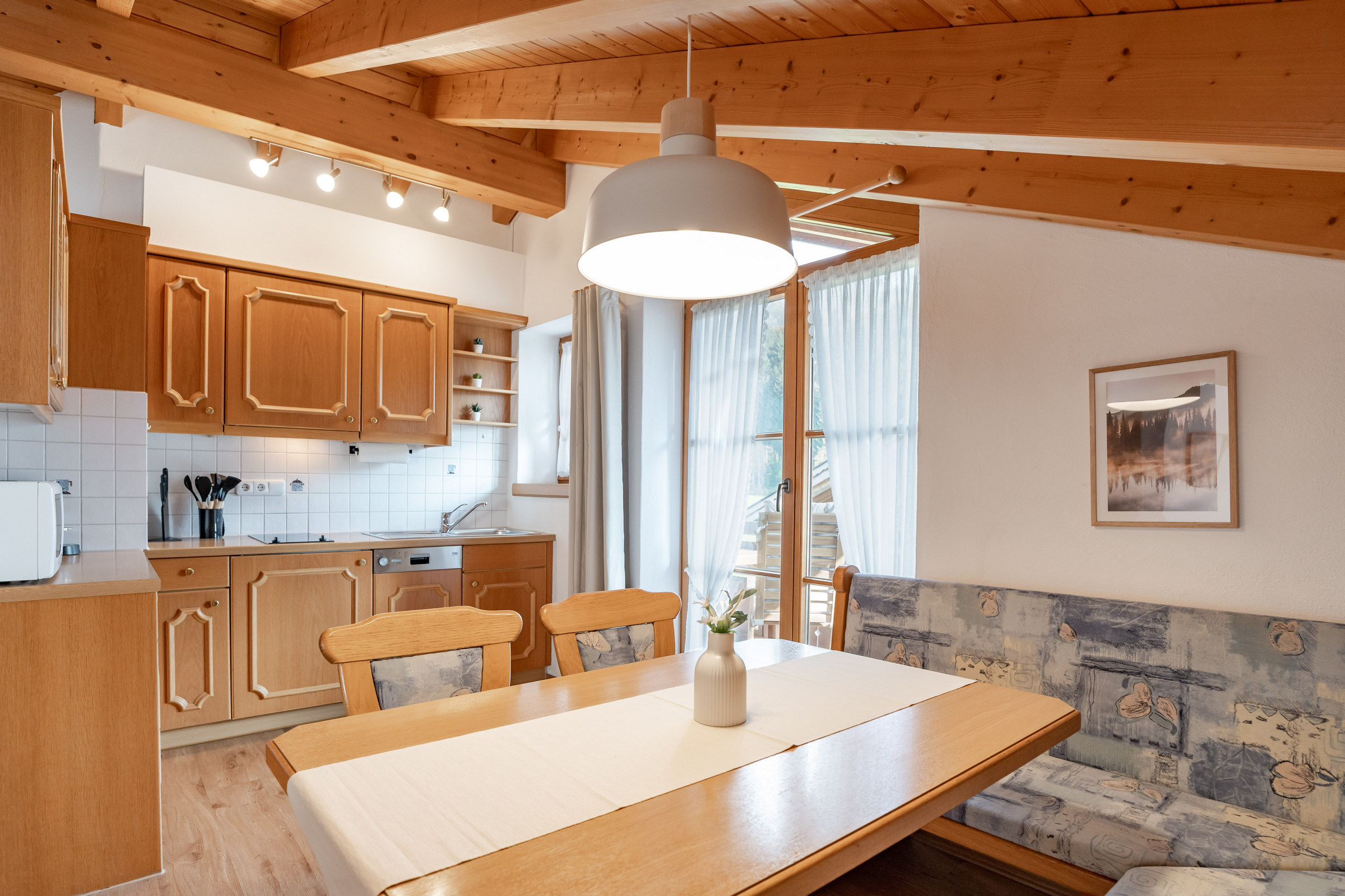 Landhaus_Christine_Oberstdorf_Allgaeu_Fotografie_Leo_Schindzielorz_20251017-A7C0-20251027215141-47xhbw.jpg