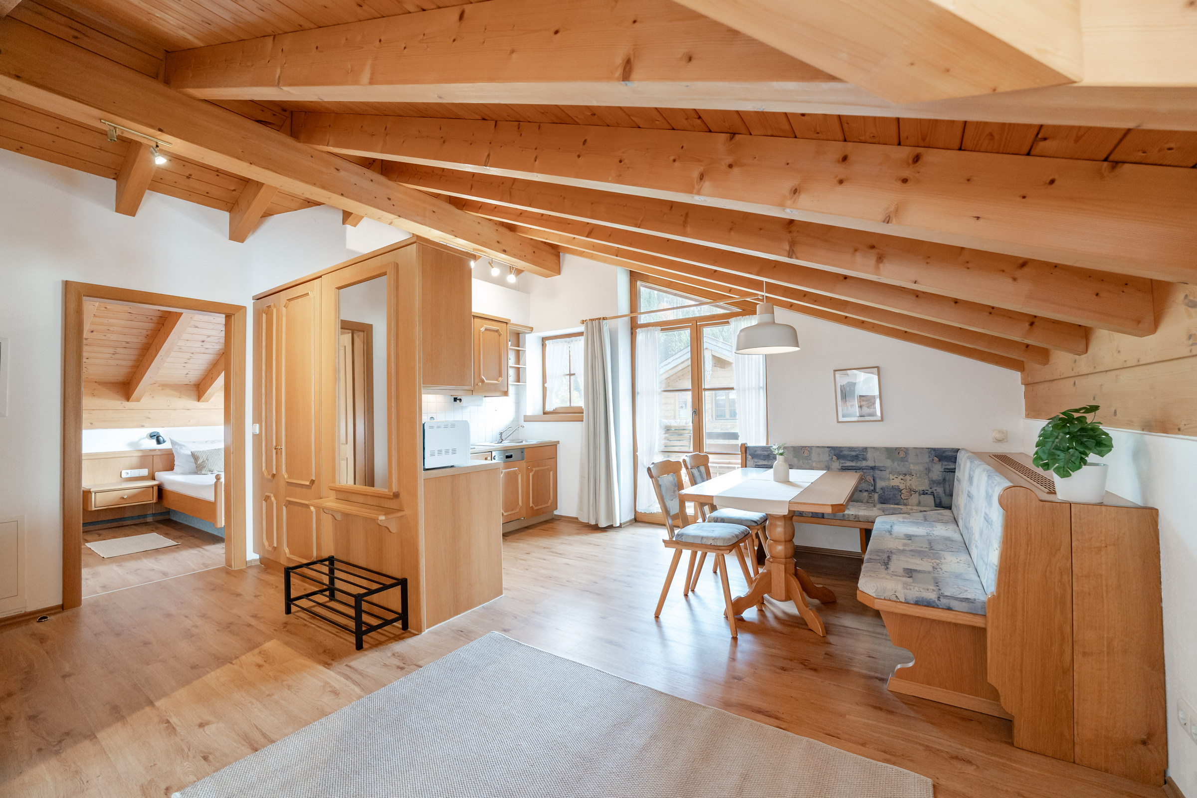 Landhaus_Christine_Oberstdorf_Allgaeu_Fotografie_Leo_Schindzielorz_20251017-A7C0-20251027215141-7i33mh.jpg