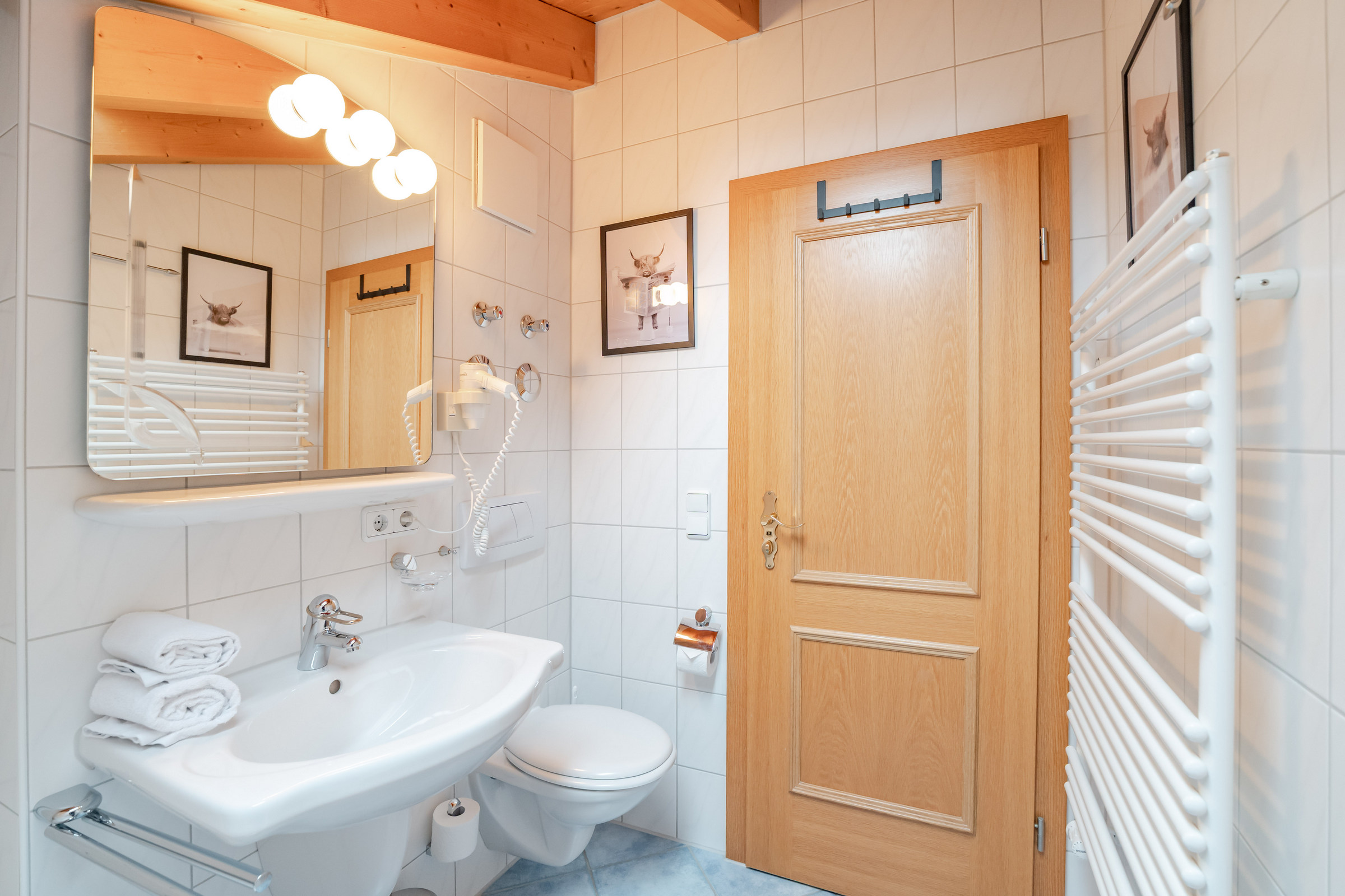 Landhaus_Christine_Oberstdorf_Allgaeu_Fotografie_Leo_Schindzielorz_20251017-A7C0-20251027215305-b7na3w.jpg