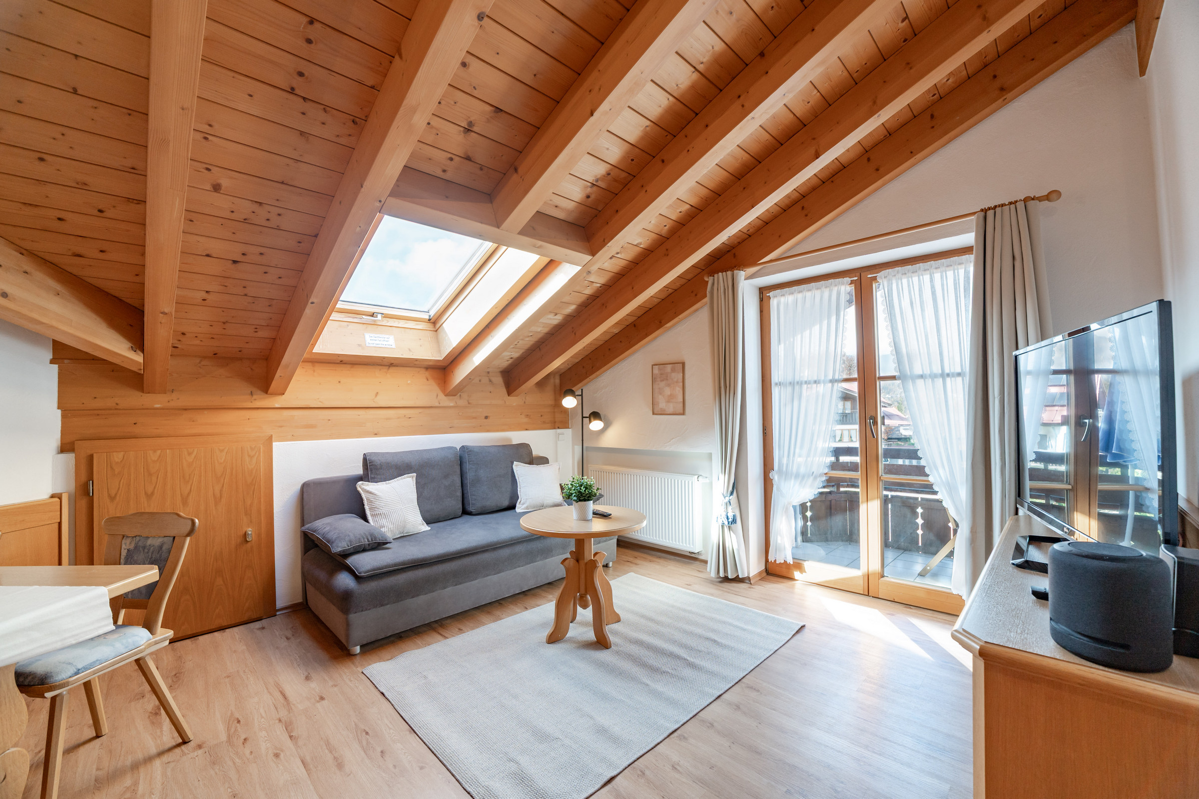Landhaus_Christine_Oberstdorf_Allgaeu_Fotografie_Leo_Schindzielorz_20251017-A7C0-20251027215305-egv661.jpg