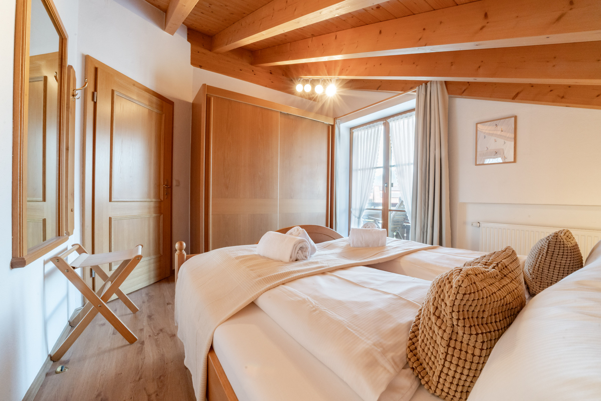 Landhaus_Christine_Oberstdorf_Allgaeu_Fotografie_Leo_Schindzielorz_20251017-A7C0-20251027215305-yvqksm.jpg